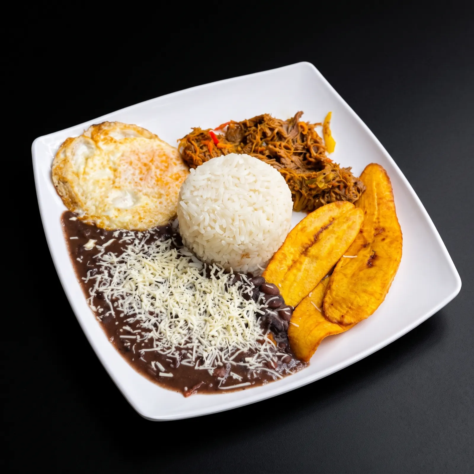 Menú Grilluos Católica